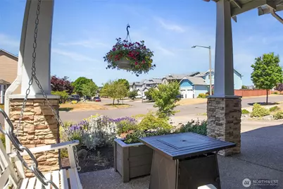 10118 Terra Glenn Street SE, Yelm, WA 98597 - Photo 4