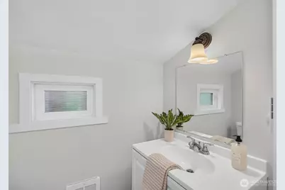 3632 S Findlay Street, Seattle, WA 98118 - Photo 12