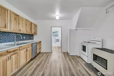 223 R Street NE, Auburn, WA 98002 - Photo 10