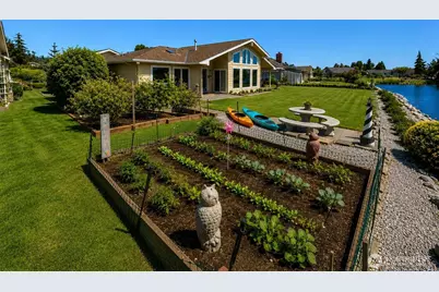 8227 Sehome Road, Blaine, WA 98230 - Photo 18