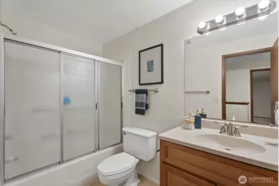 4005 145th Avenue NE, Bellevue, WA 98007 - Photo 20