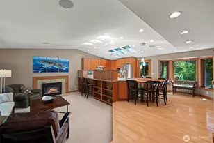 13301 NE 190th Pl, Woodinville, WA 98072 - Photo 2