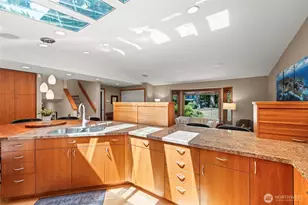 13301 NE 190th Pl, Woodinville, WA 98072 - Photo 10
