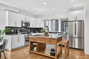 4222 Linden Ave N, Seattle, WA 98103 - Photo 4