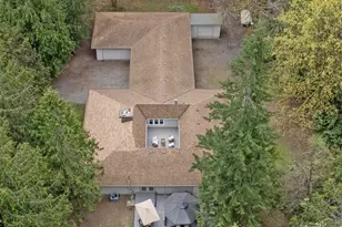 15245 260th Ave SE, Issaquah, WA 98027 - Photo 2