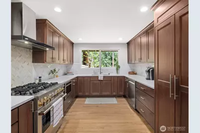 15245 260th Avenue SE, Issaquah, WA 98027 - Photo 14