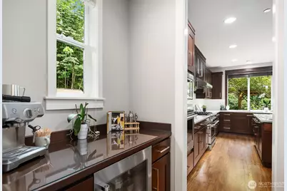 9233 255th Avenue NE, Redmond, WA 98053 - Photo 12