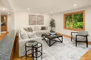 12820 NE 39th St, Bellevue, WA 98005 - Photo 12