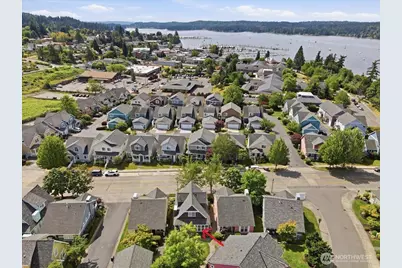 104 NE Sunset Street, Poulsbo, WA 98370 - Photo 6