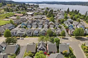 104 NE Sunset St, Poulsbo, WA 98370 - Photo 6