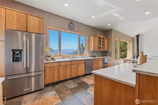 323 Stoney Brook Ln, Wenatchee, WA 98801 - Photo 6