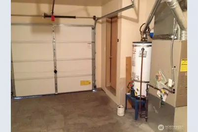 7903 115th Street E, Puyallup, WA 98373 - Photo 14