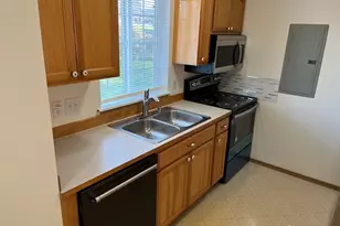 7903 115th St E, Puyallup, WA 98373 - Photo 4