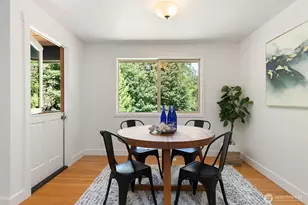 5769 Blakely Ave NE, Bainbridge Island, WA 98110 - Photo 10