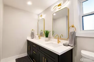 510 223rd St SW, Bothell, WA 98021 - Photo 12