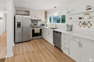 18427 Homeview Dr, Edmonds, WA 98026 - Photo 8
