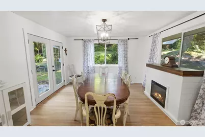 18427 Homeview Drive, Edmonds, WA 98026 - Photo 12