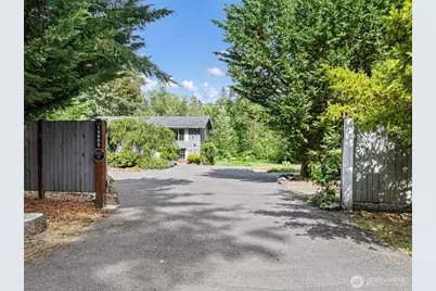 14005 51st Avenue E, Tacoma, WA 98446 - Photo 2