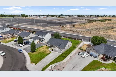 1402 W Tennessee Drive, Moses Lake, WA 98837 - Photo 28