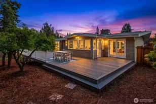 18025 70th Pl W, Edmonds, WA 98026 - Photo 2