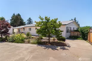330 Sunnyslope Heights, Wenatchee, WA 98801 - Photo 2