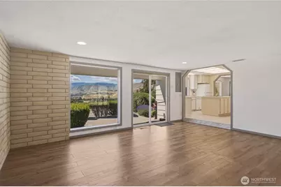 330 Sunnyslope Heights, Wenatchee, WA 98801 - Photo 16