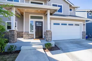 8821 S L St, Tacoma, WA 98444 - Photo 2