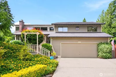 301 128th Avenue NE, Bellevue, WA 98005 - Photo 1