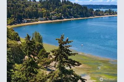 2714 SW 152nd Pl, Burien, WA 98166 - Photo 2