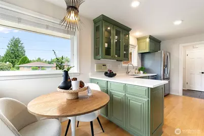 6050 43rd Avenue NE, Seattle, WA 98115 - Photo 16