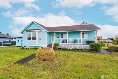 952 Wawona Avenue SE, Ocean Shores, WA 98569 - Photo 1