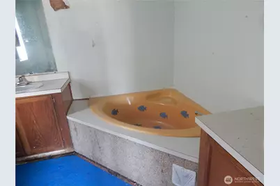 222 Salmon Street, Clallam Bay, WA 98326 - Photo 14