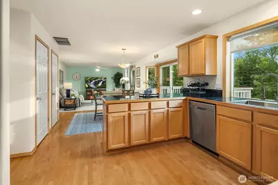 24 79th Drive SE, Lake Stevens, WA 98258 - Photo 6