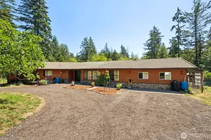 470 E Murray Rd N, Grapeview, WA 98546 - Photo 2