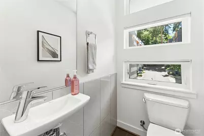 10762 SE 1st Drive #22, Bellevue, WA 98004 - Photo 14