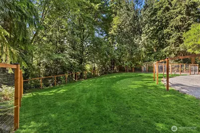8363 NE Sumanee Place, Bainbridge Island, WA 98110 - Photo 38