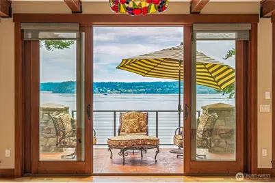 4898 S Camano Drive, Camano Island, WA 98282 - Photo 16