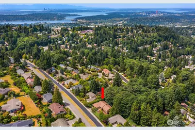 14724 SE 49th Street, Bellevue, WA 98006 - Photo 2