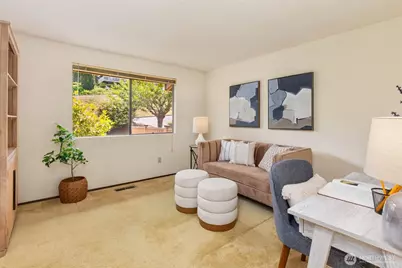 14724 SE 49th Street, Bellevue, WA 98006 - Photo 12