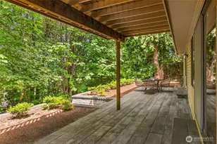 14724 SE 49th St, Bellevue, WA 98006 - Photo 8