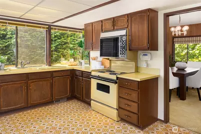 14724 SE 49th Street, Bellevue, WA 98006 - Photo 22