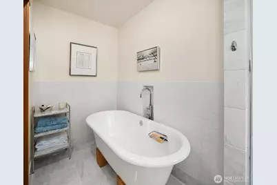 3825 132nd Avenue NE, Bellevue, WA 98005 - Photo 22