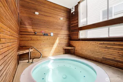 5824 NE 75th Street #307, Seattle, WA 98115 - Photo 18