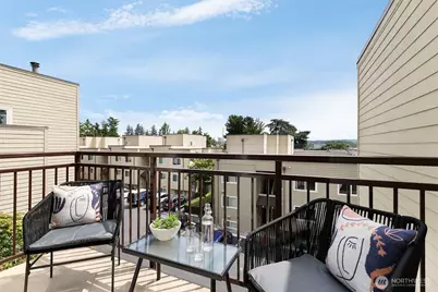5824 NE 75th Street #307, Seattle, WA 98115 - Photo 14