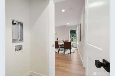 15701 117th Avenue SE, Renton, WA 98058 - Photo 12