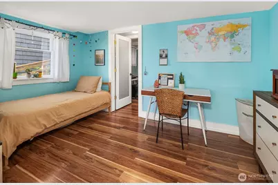 2115 Bonair Drive SW, Seattle, WA 98116 - Photo 20