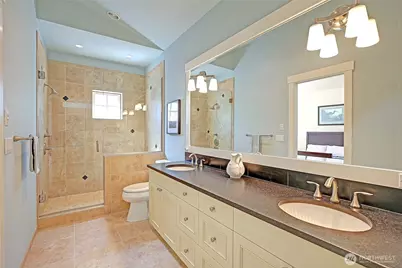 1095 Essex Street #2, Camano Island, WA 98282 - Photo 18
