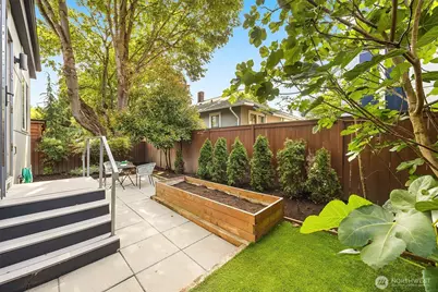 1917 E Alder Street, Seattle, WA 98122 - Photo 32