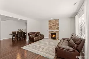 11021 180th Ave Ct E, Bonney Lake, WA 98391 - Photo 6