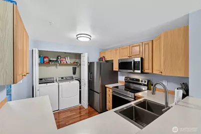 13306 SE 272nd Street Ct #F202, Kent, WA 98042 - Photo 24